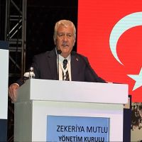Esnaf Odası'nda Mutlu güven tazeledi