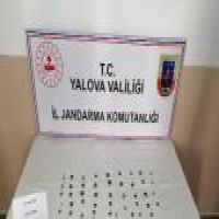 Bursa'da tarihi eser olarak değerlendirilen kitabı jandarmaya satmak isterken yakalandılar