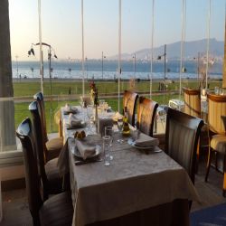 Veli Usta Körfez Restaurant Balık Pişiricisi