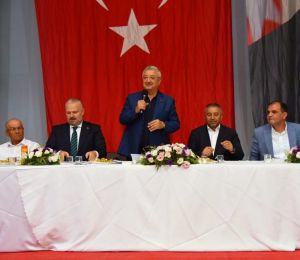 AK Partili Nasır'dan CHP'ye salvolar: Menemen'i düzlüğe çıkardık