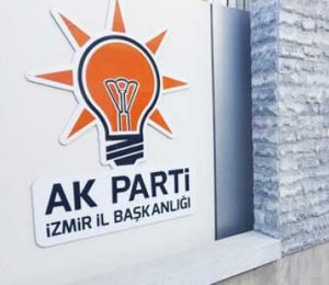 AK Parti İzmir İl Yönetiminde görev değişimi