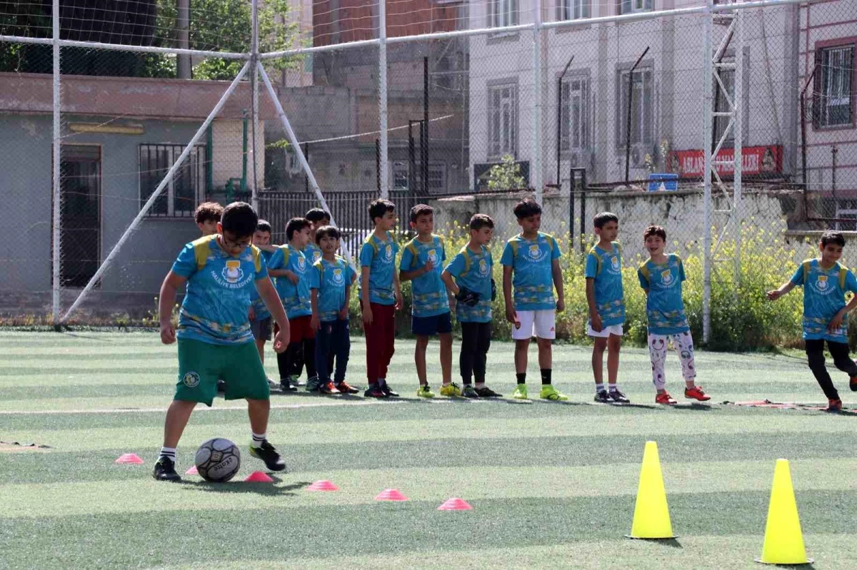 Haliliye Belediyesi Futbol Okulu Genç Yetenekleri Yetiştiriyor
