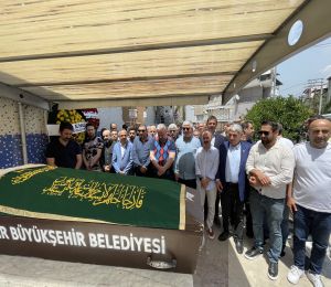 Hüsnü Boztepe'nin annesi son yolculuğuna uğurlandı