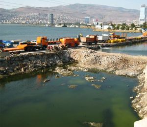 İZSU Genel Müdürü Özkan ‘kötü kokunun’ nedenini açıkladı