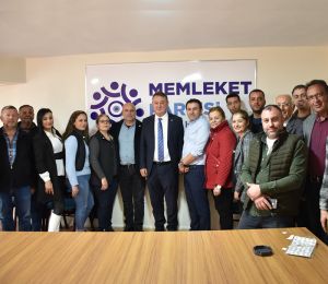 Memleket Partisi Torbalı’da önce açılış sonra ‘rozet töreni’