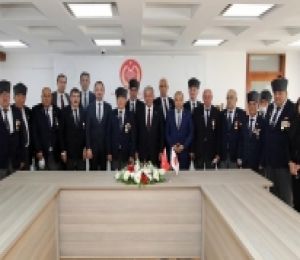 Menderes’te Yaşayan Kıbrıs Gazileri 47 Yıl Sonra KKTC’ye Gitti  