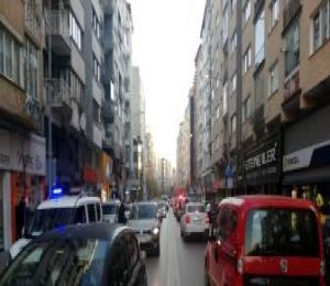 Sokağa çıkma yasağı öncesi yoğun trafik