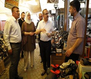 AK Parti İzmir’de ‘Gönül Seferberliği' sürüyor: 30 ilçeye eş zamanlı ziyaret