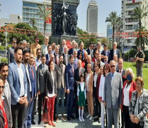 CHP İzmir 23 Nisan’ı kutladı: Devir artık milletin devri