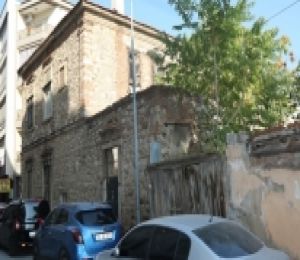 Gaziemir’in en eski yapısı valilik belediye iş birliğinde yenilenecek