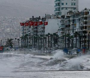 Meteoroloji uyardı: İzmir'e fırtına geliyor