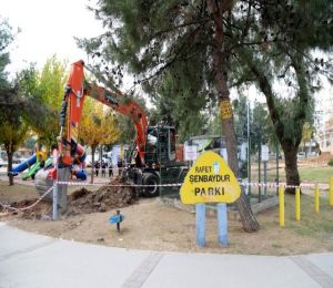 Rafet Şenbaydur Parkı yenileniyor