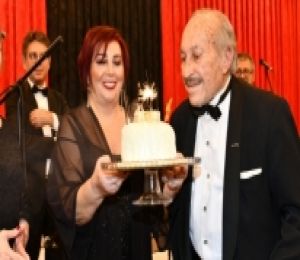 Şef Mustafa Sağyaşar’ın 70. Sanat Yılı Çiğli’de Kutlandı
