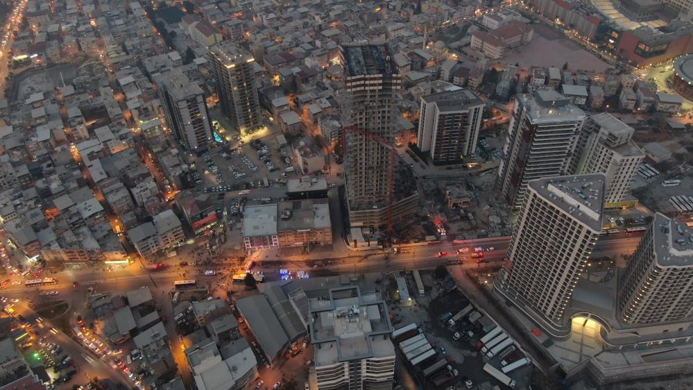 İzmir'deki vinç faciasında 3 gözaltı