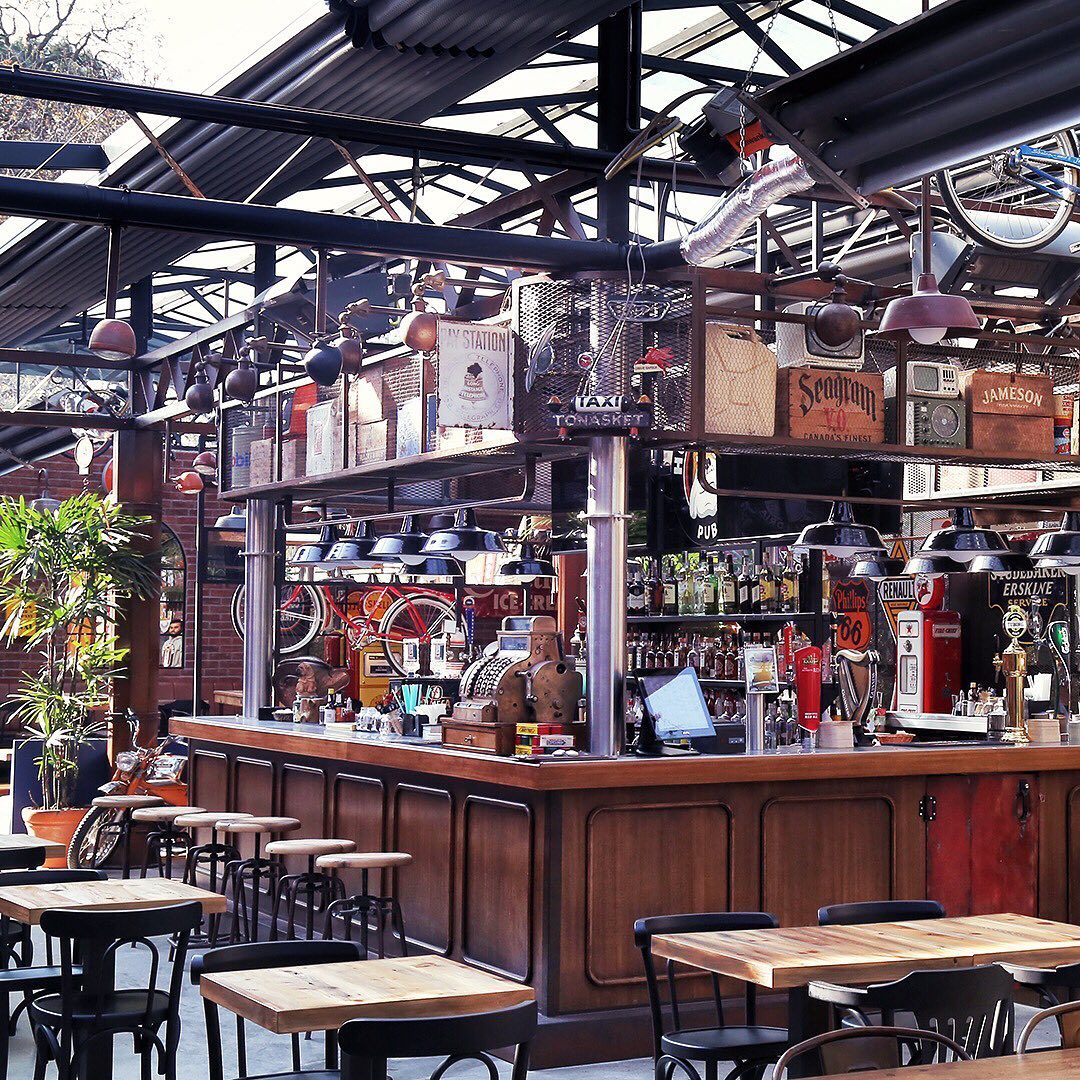 Hungry Dog Pub Fotoğrafları