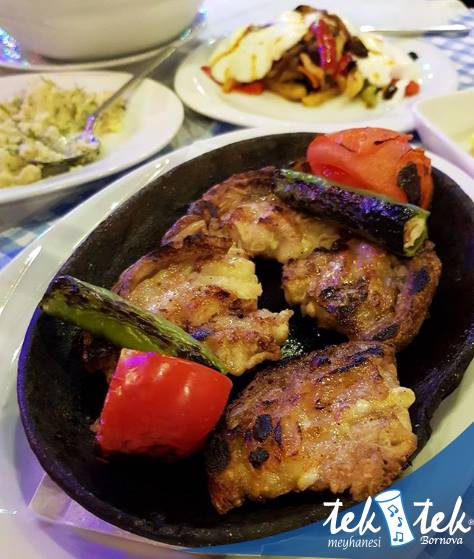 Tek Tek Meyhanesi Bornova Fotoğrafları