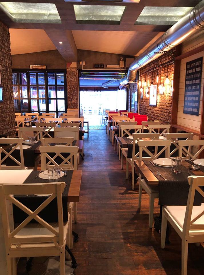 Eski Agora Meyhanesi Fotoğrafları