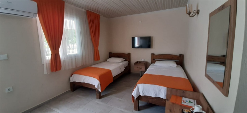 Mali Beach Fotoğrafları