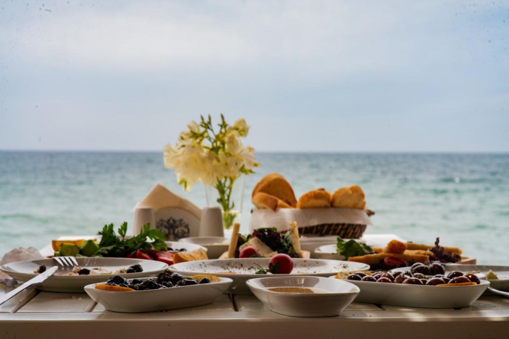 Mali Beach Fotoğrafları