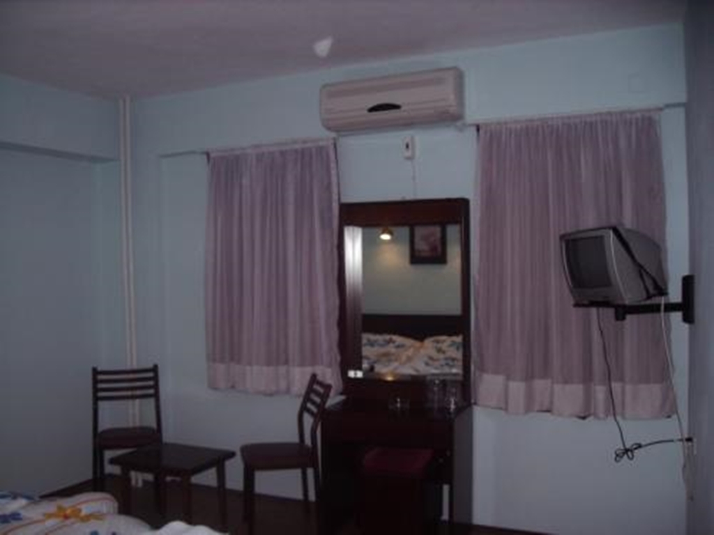 Hotel Three B Marine Fotoğrafları