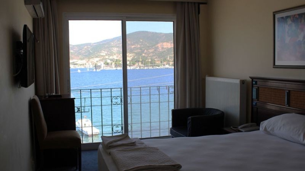 Foça Yalı Otel Fotoğrafları