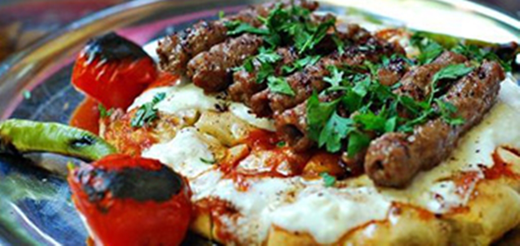 Doyuran Manisa Kebabı Fotoğrafları