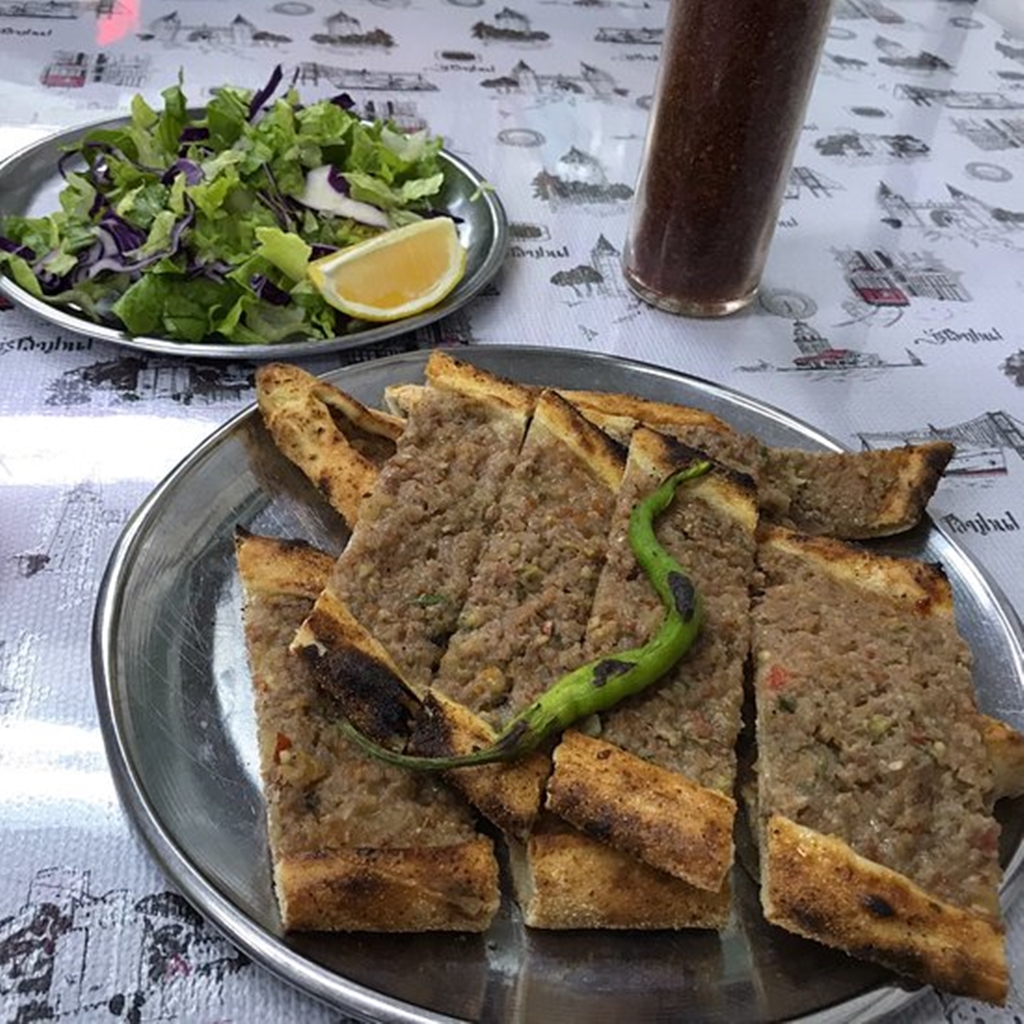 Kuyum Pide Salonu Fotoğrafları