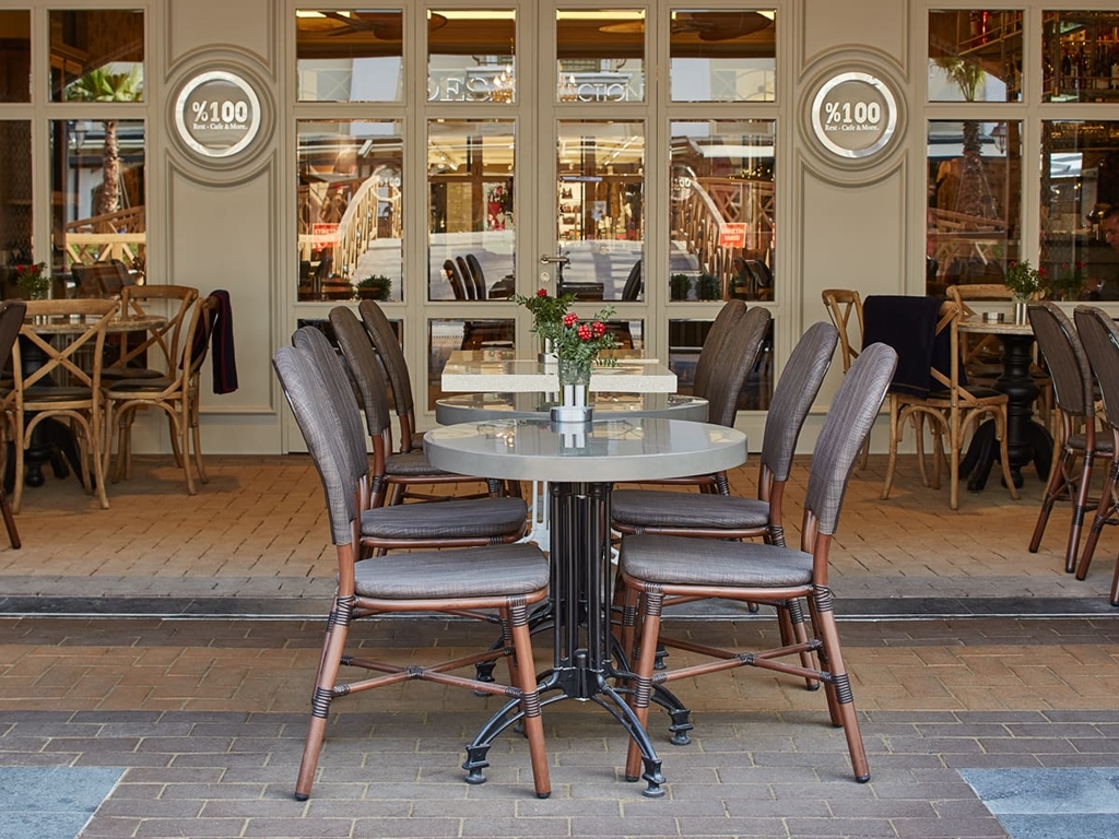 %100 Restaurant - Cafe Fotoğrafları