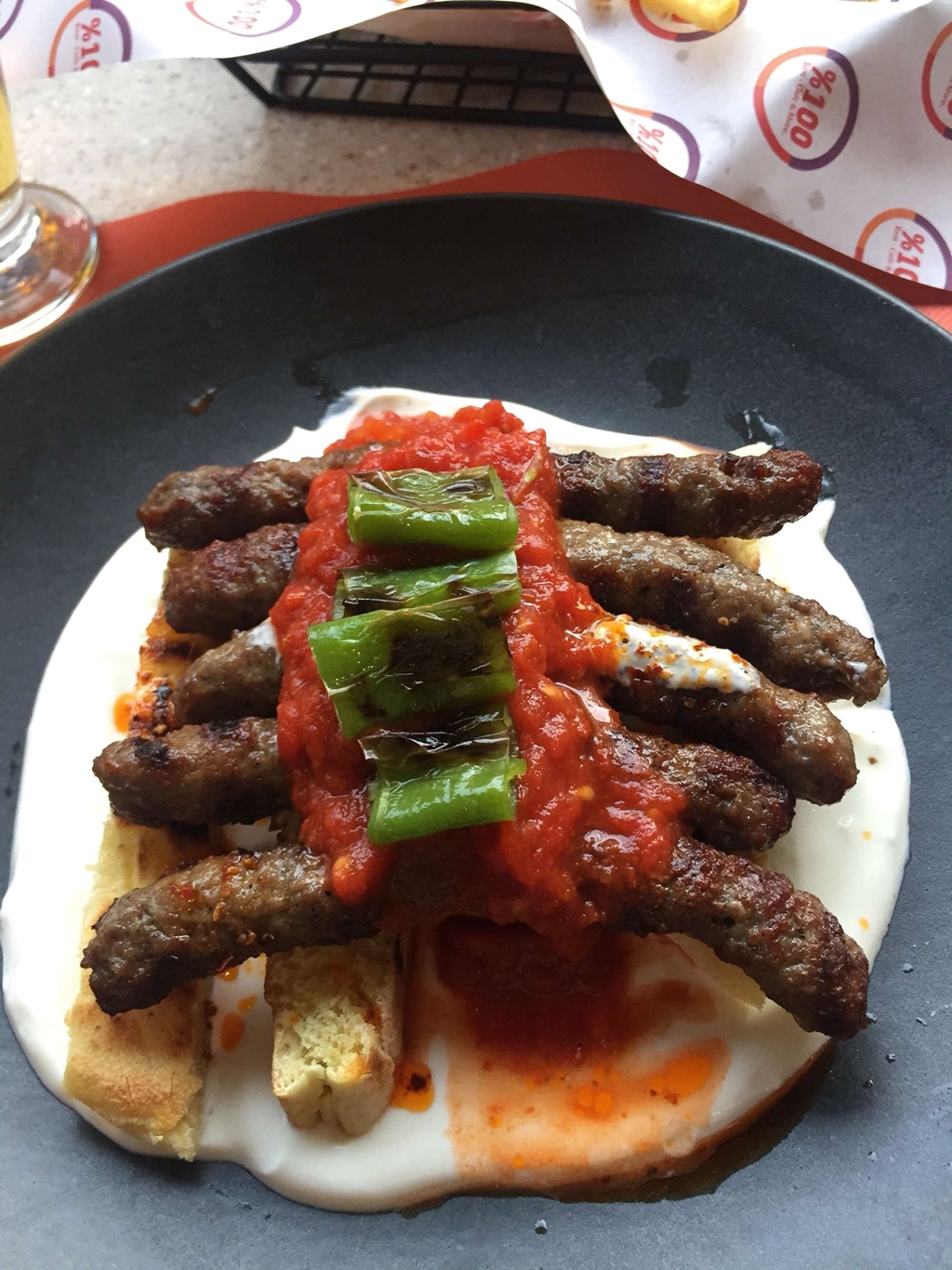 %100 Restaurant - Cafe Fotoğrafları