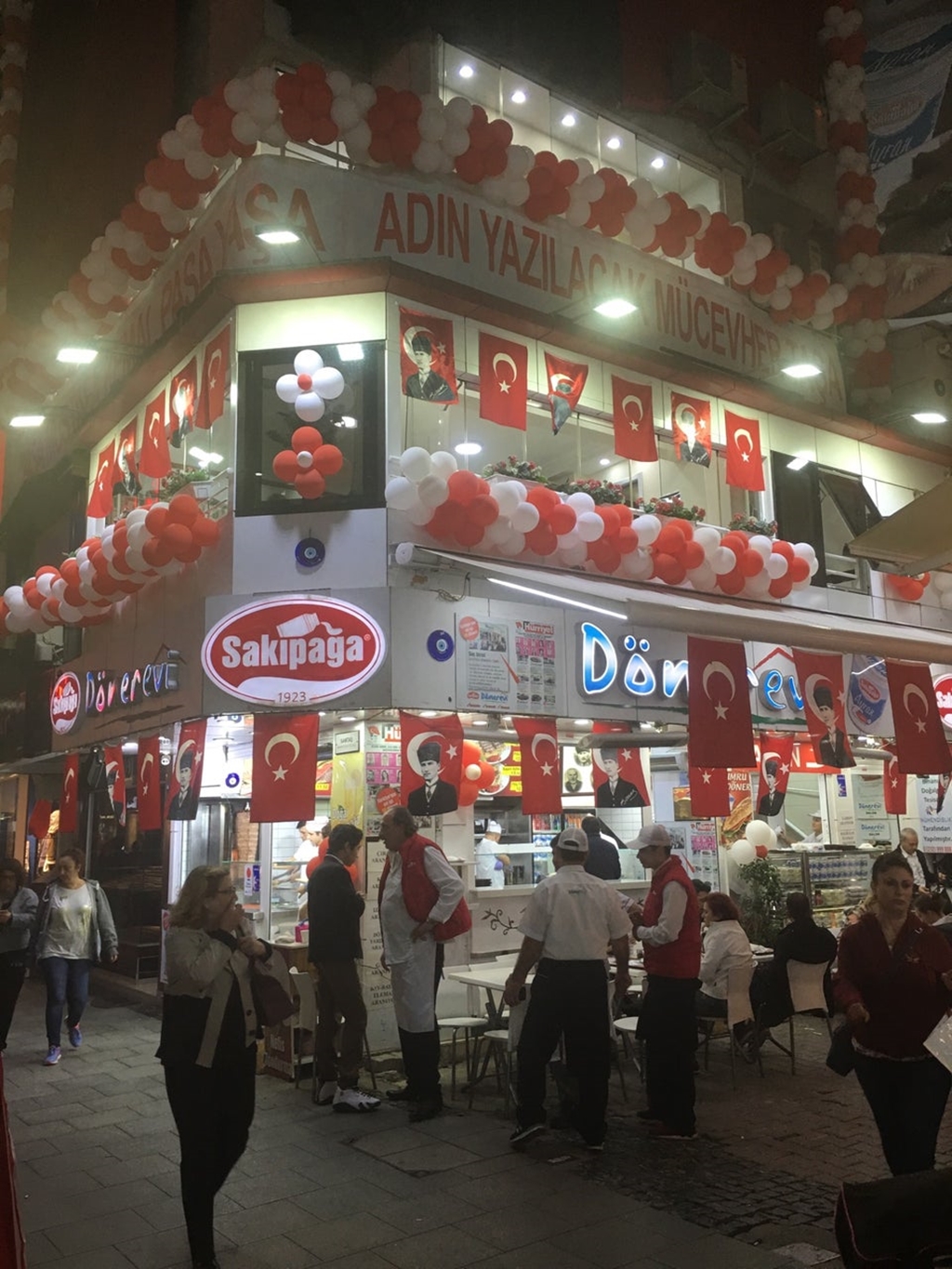 Sakıpağa Dönerevi Fotoğrafları