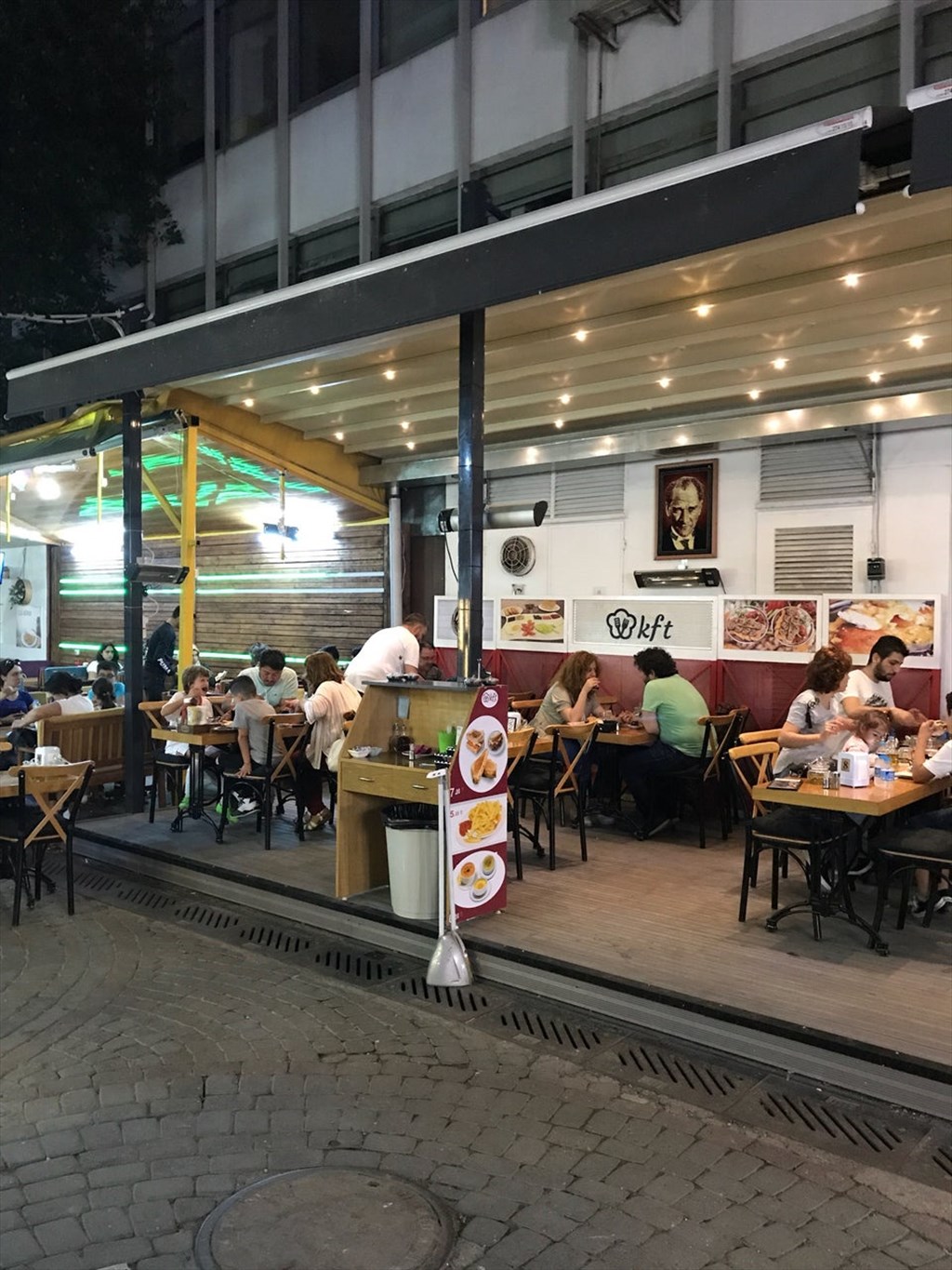 Kft Köfteci Fotoğrafları