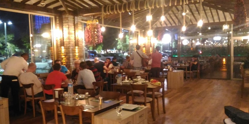 Muzom Restoran Fotoğrafları