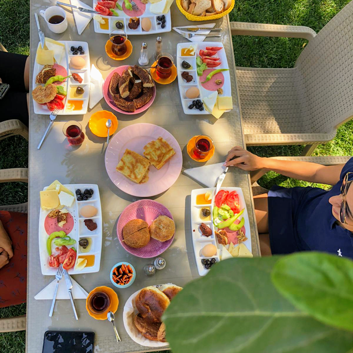 Mom's Cafe Fotoğrafları