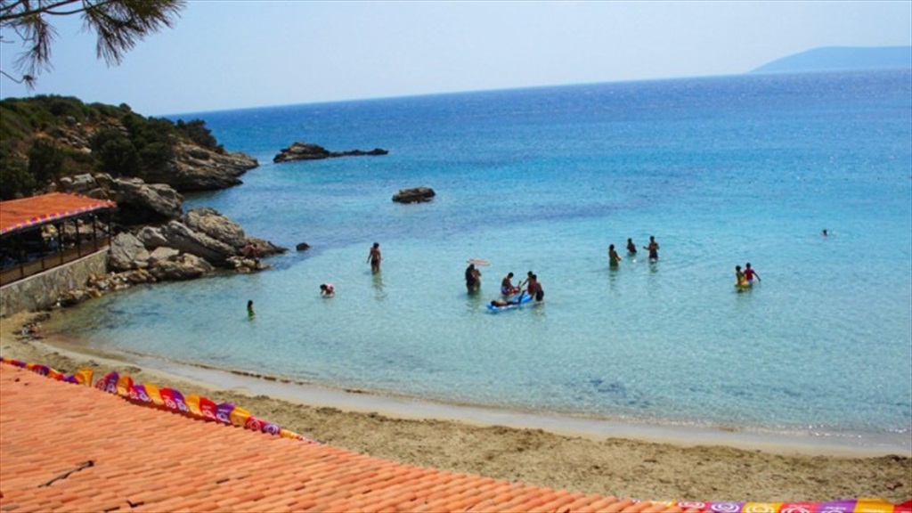 Ekmeksiz Plajı Fotoğrafları