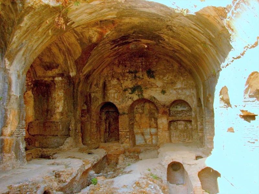 Yedi Uyurlar Mağarası Fotoğrafları