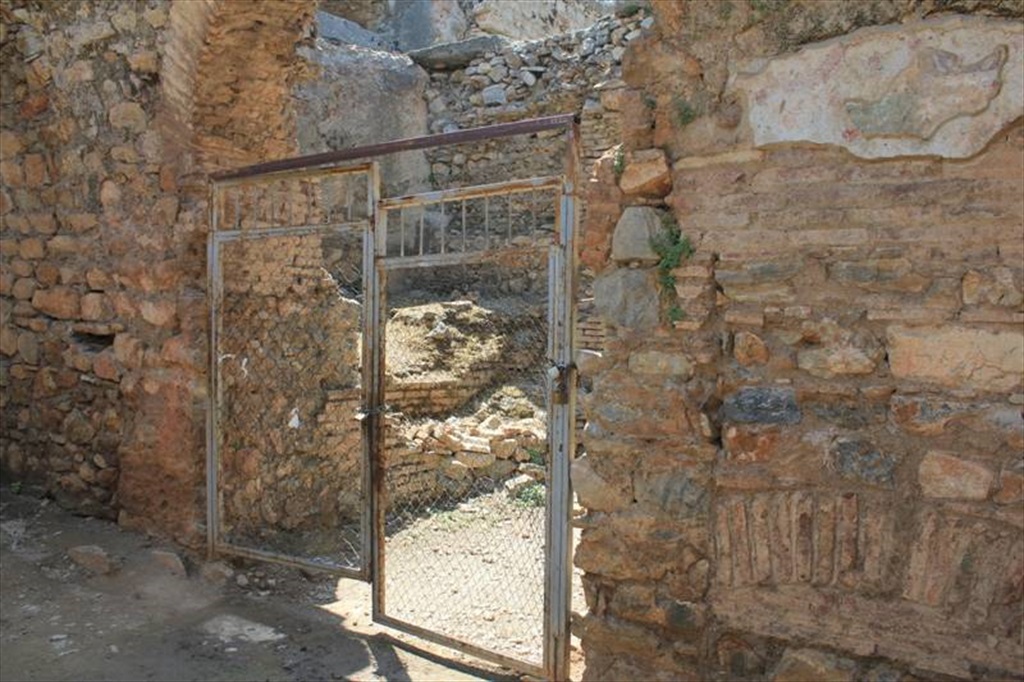 Yedi Uyurlar Mağarası Fotoğrafları