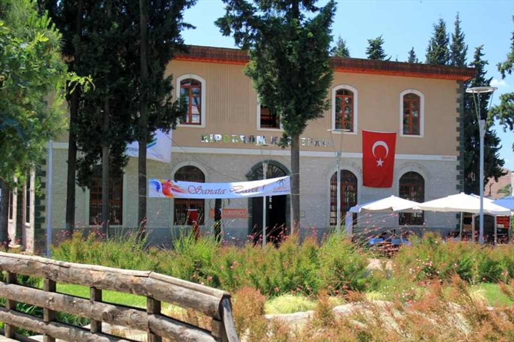 Torbalı Hipodrom Binası Fotoğrafları