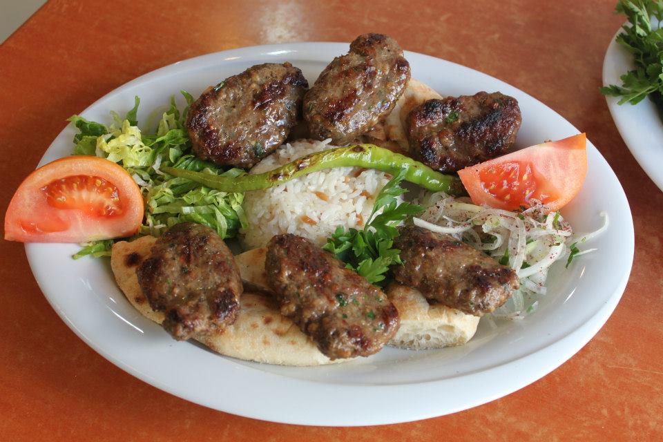 Akbıyık Döner Fotoğrafları