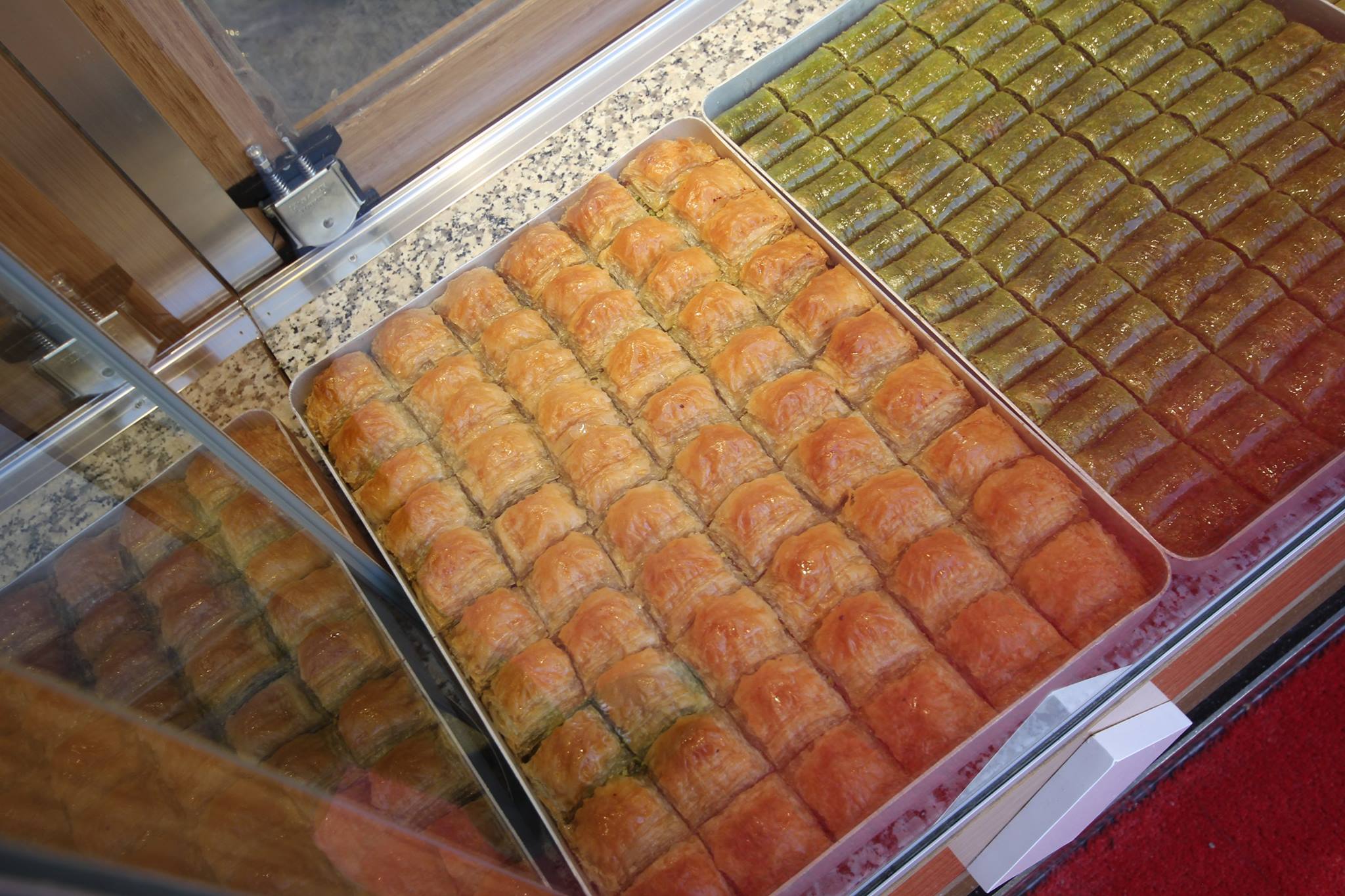 Antap Baklava Bostanlı Fotoğrafları