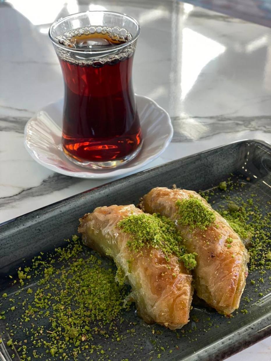 Antap Baklava Bostanlı Fotoğrafları