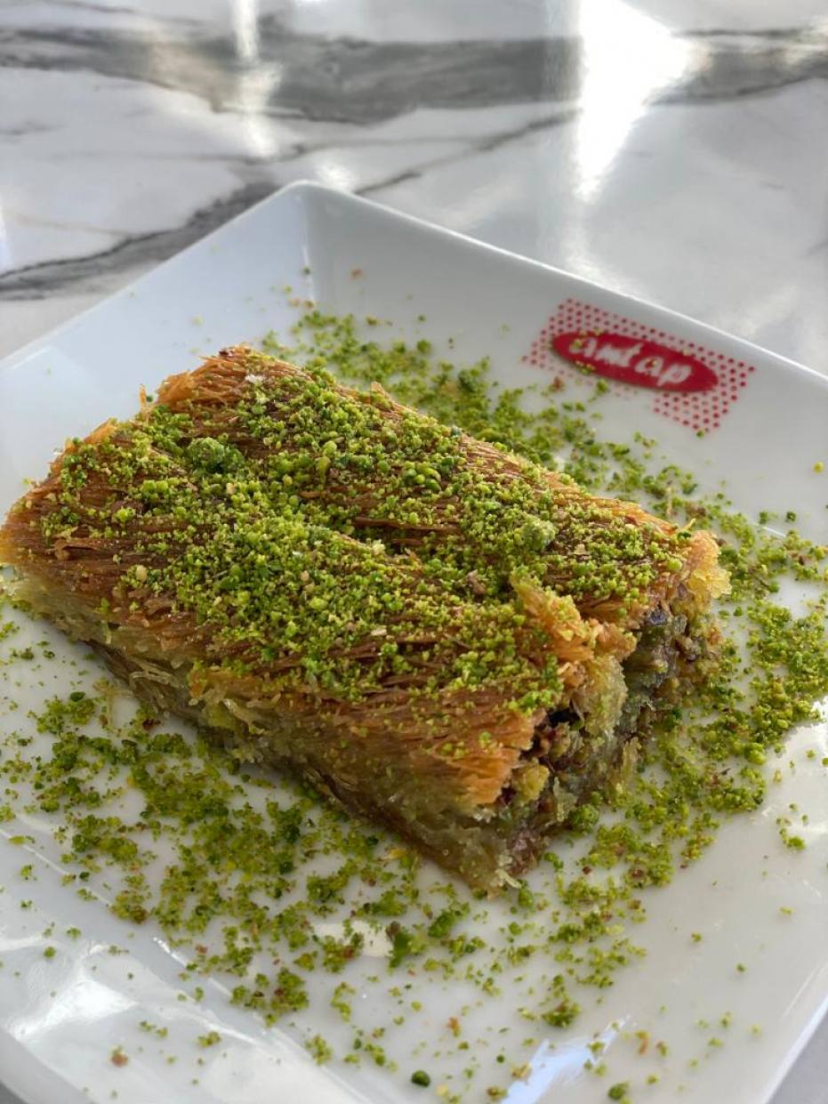 Antap Baklava Bostanlı Fotoğrafları