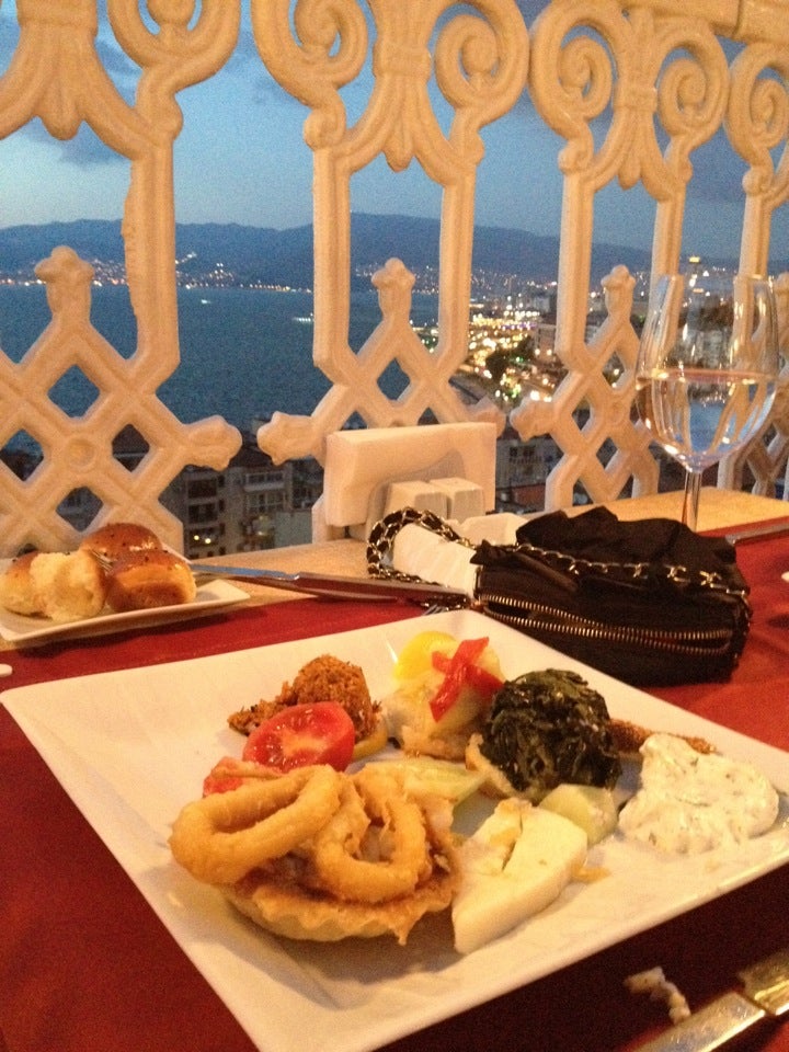 Tarihi Asansör Restoran İzmir Fotoğrafları