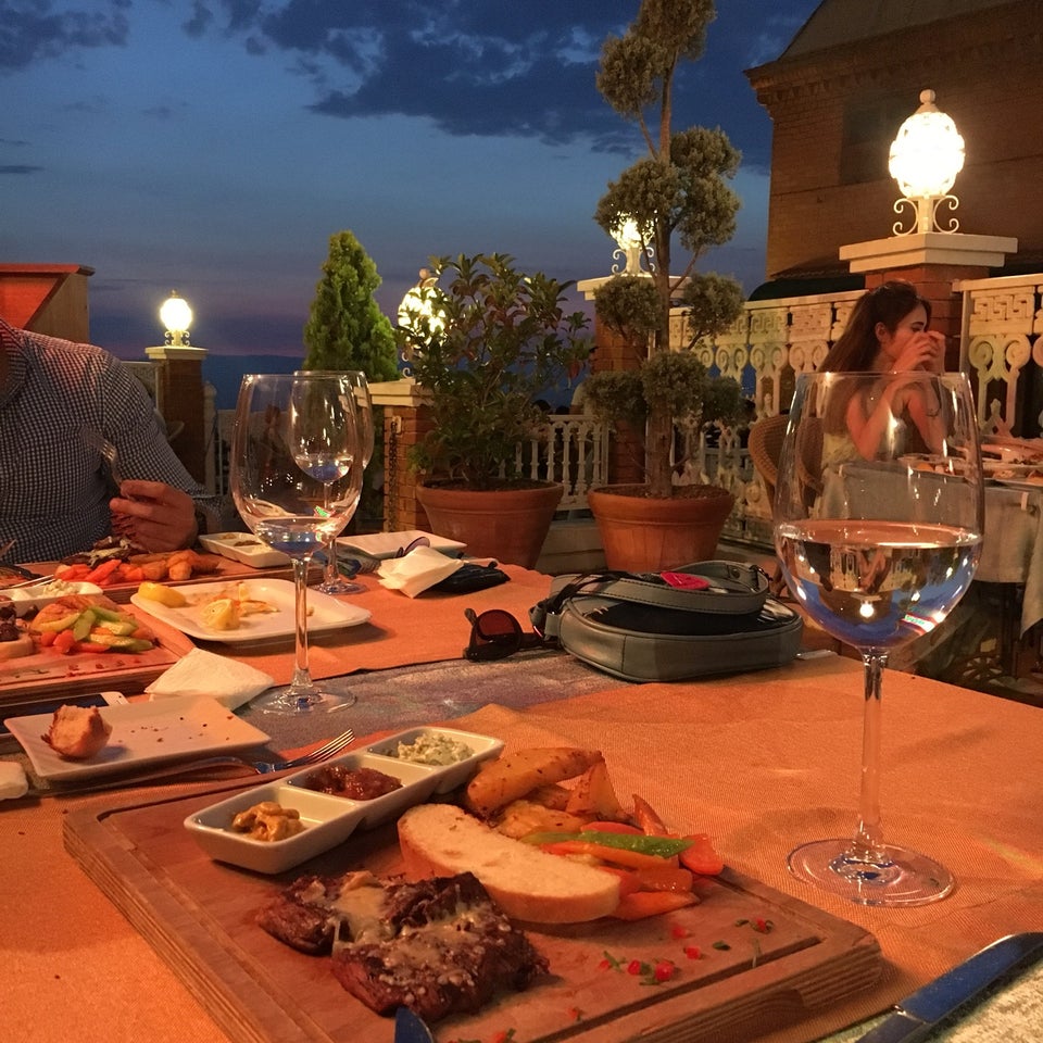 Tarihi Asansör Restoran İzmir Fotoğrafları
