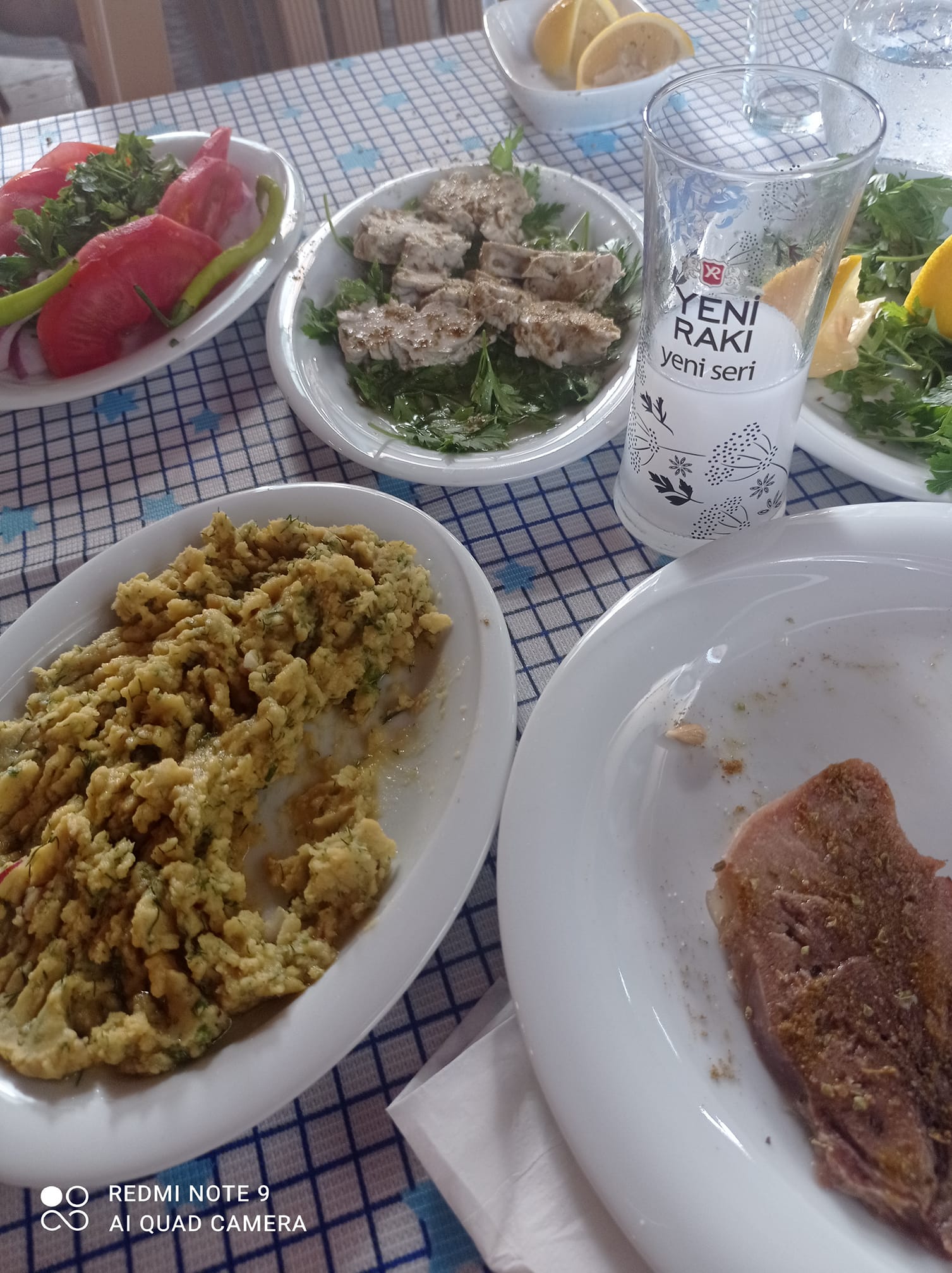 BİZİM KÖFTECİ HİDAYET Fotoğrafları