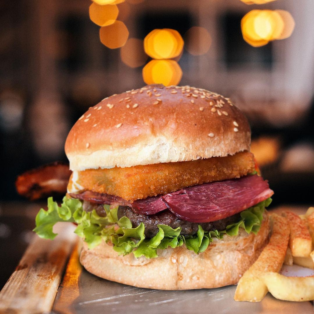 Burger Attack Fotoğrafları