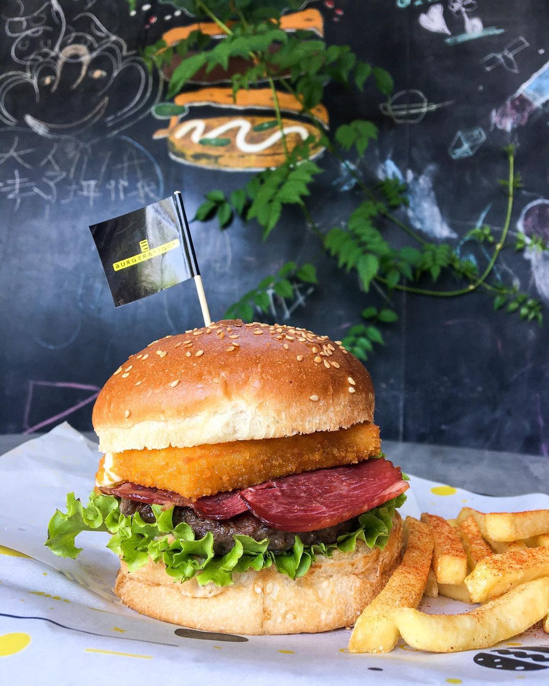 Burger Attack Fotoğrafları