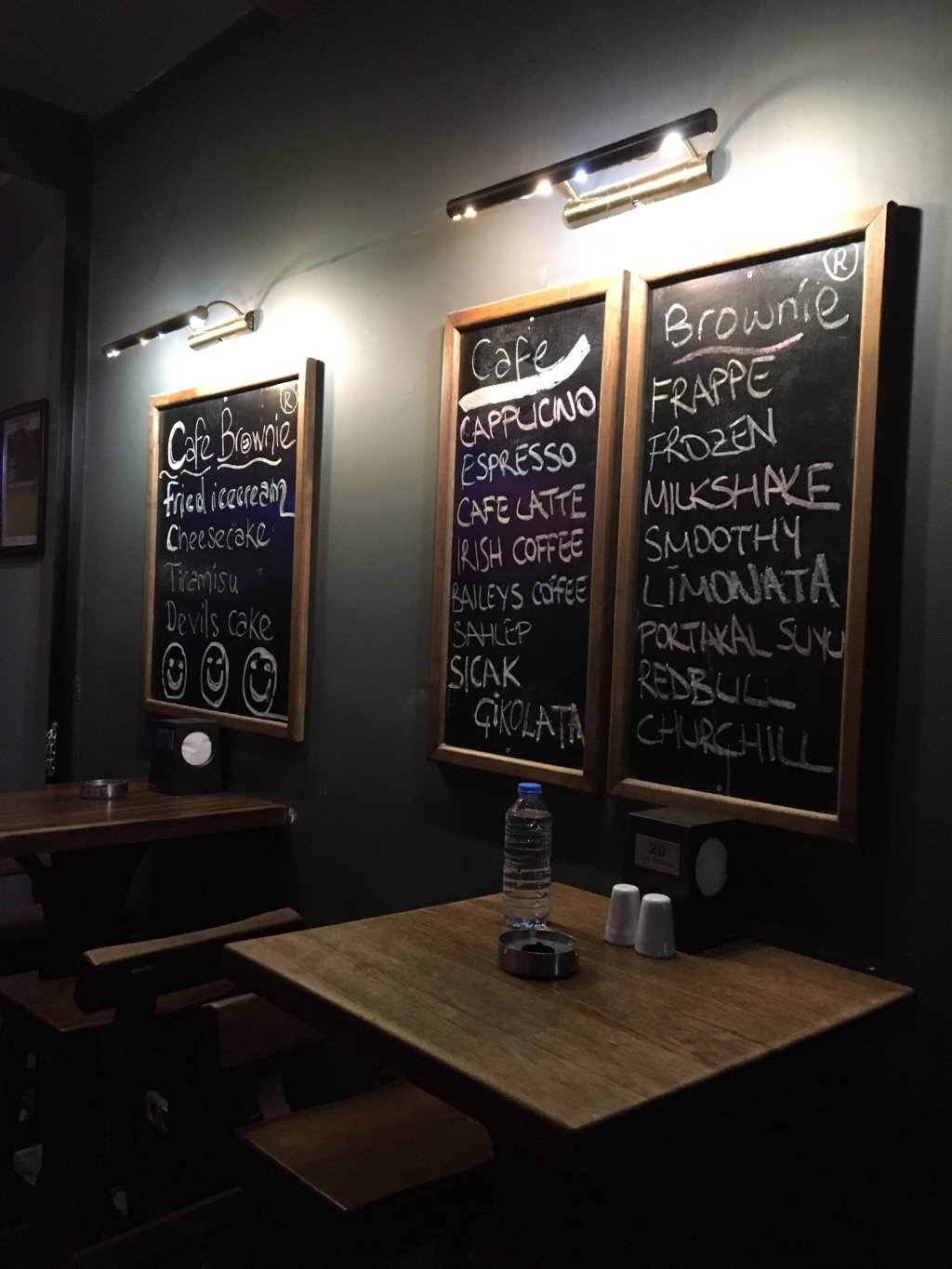 Cafe Brownie Fotoğrafları
