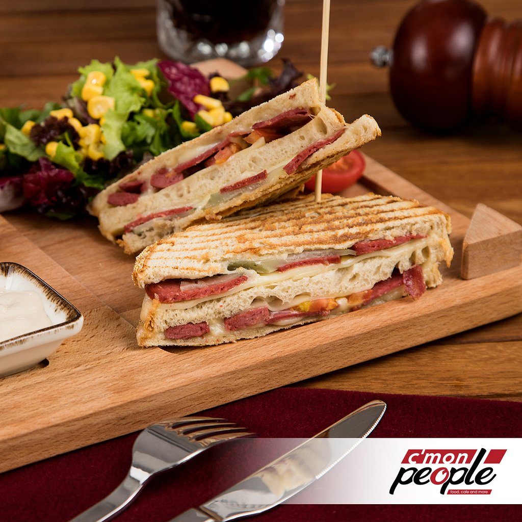 Cmon People Cafe & Restaurant Fotoğrafları