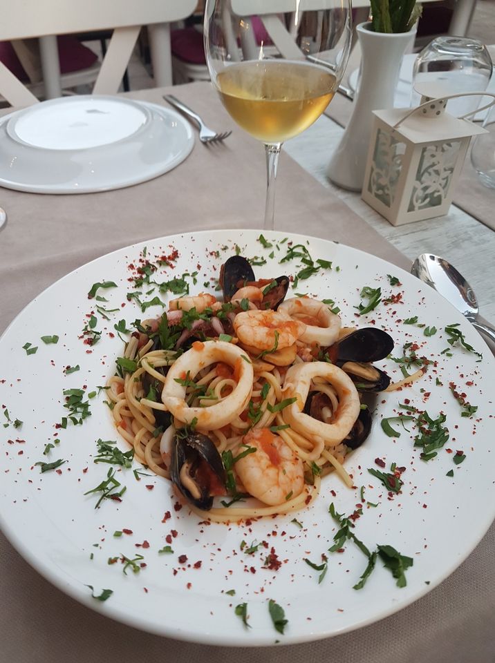 Defne Yaprağı Çeşme Fotoğrafları