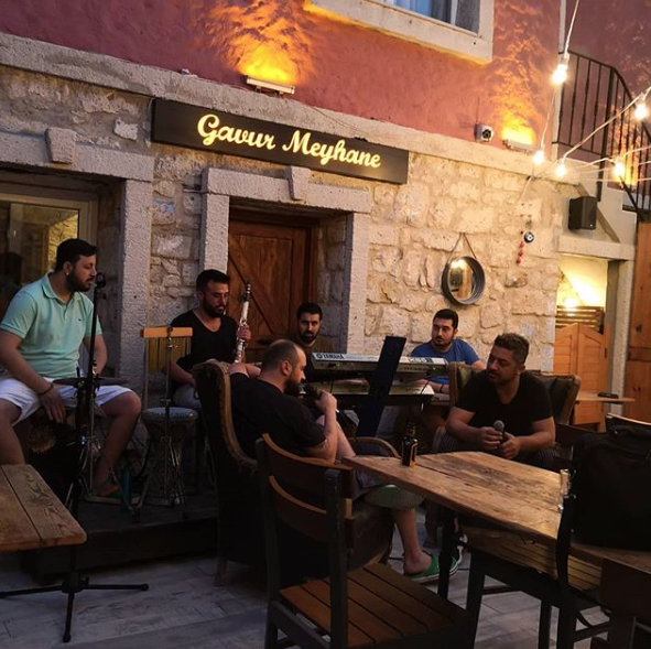 Gavur Meyhane Alaçatı Fotoğrafları